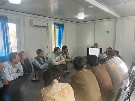 33b0fa0cdea9a8094477bda9739b7803